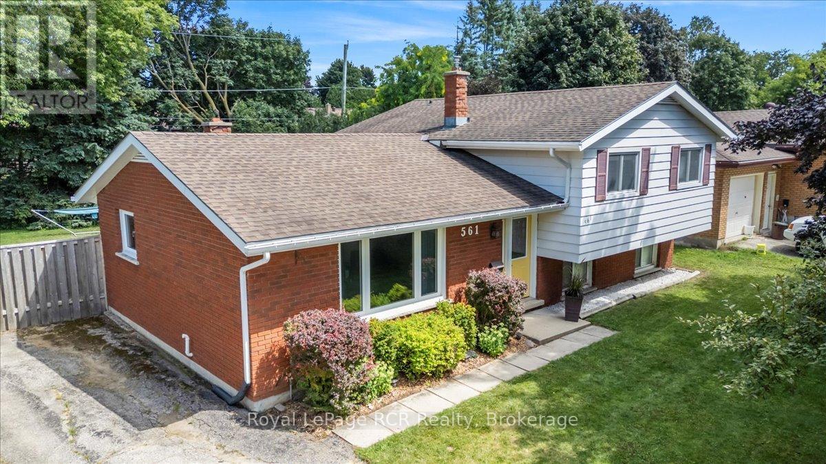 561 18th Avenue, Hanover, Ontario  N4N 3B2 - Photo 2 - X12360454