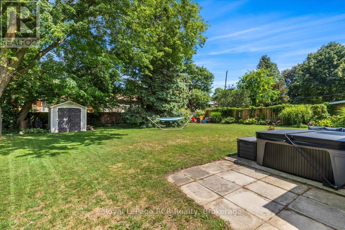 561 18th Avenue, Hanover, Ontario  N4N 3B2 - Photo 25 - X12360454