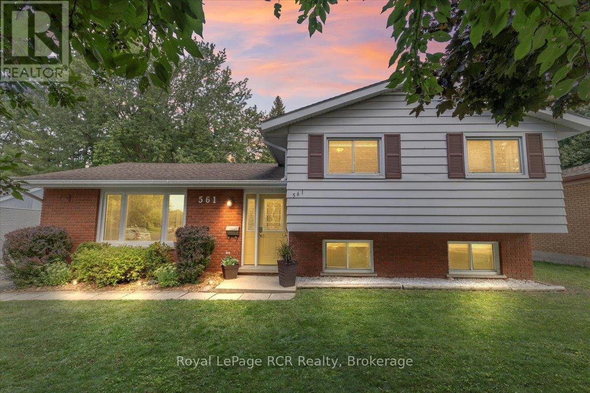 561 18th Avenue, Hanover, Ontario  N4N 3B2 - Photo 28 - X12360454