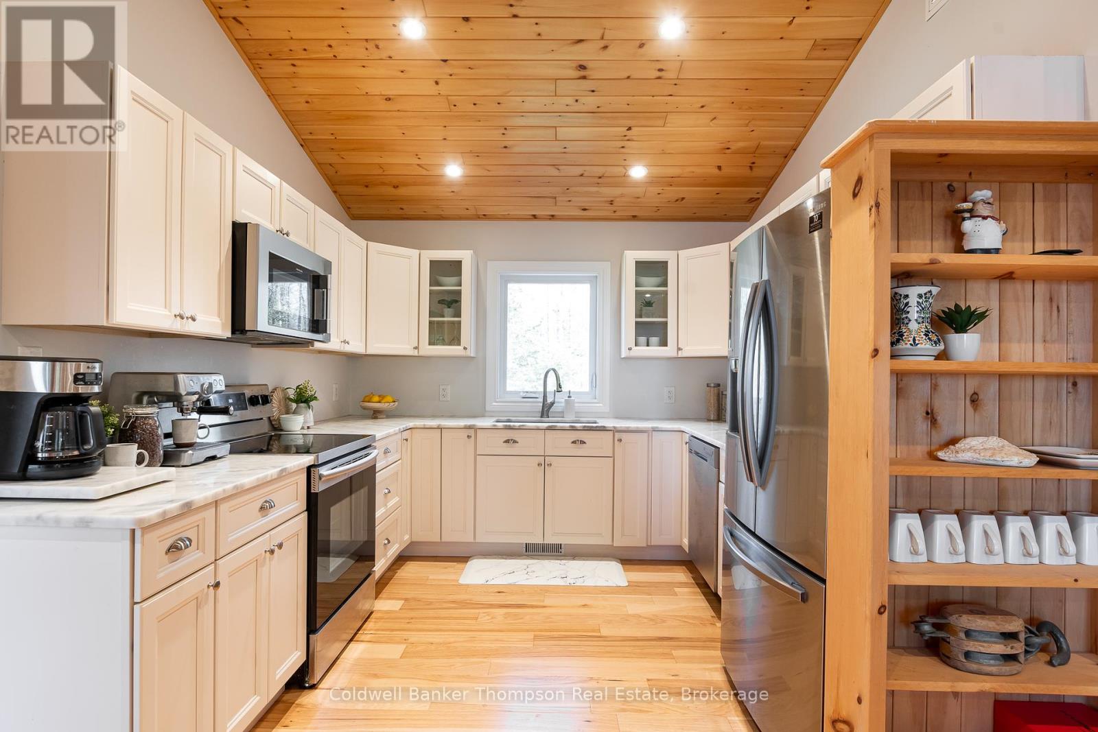 35 Audrey Smith Road, Magnetawan, Ontario  P0A 1C0 - Photo 6 - X12360486