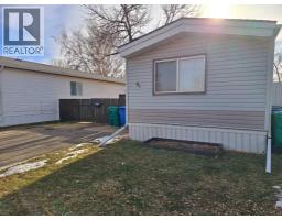 #61, 1410 43 Street S Redwood
