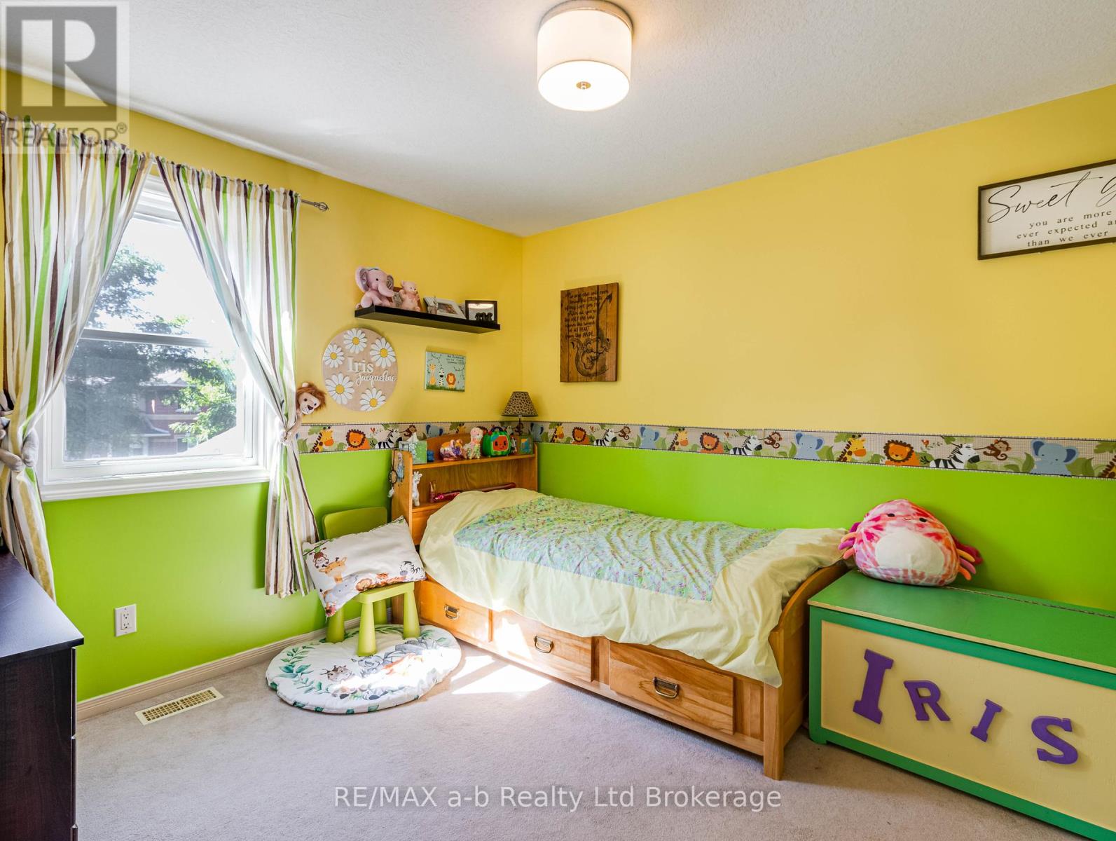 112 Athlone Crescent, Stratford, Ontario  N4Z 1H8 - Photo 14 - X12360456