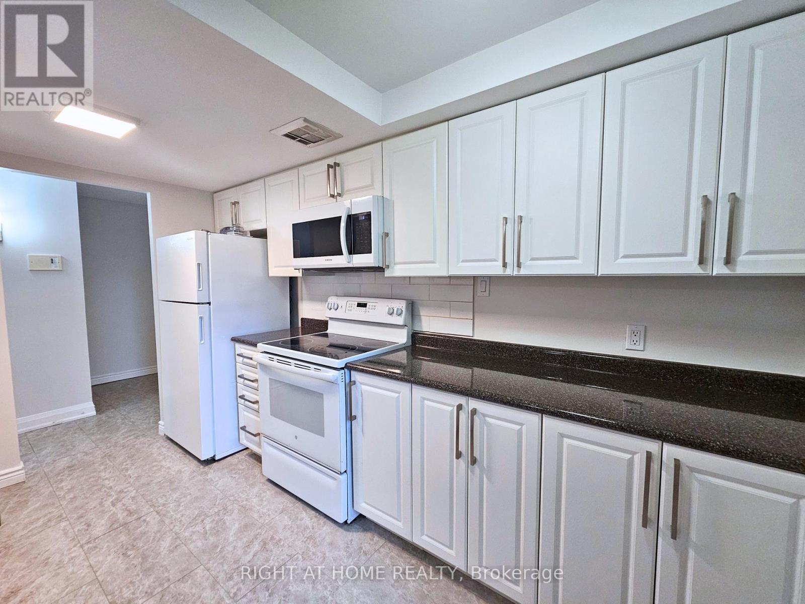 Property at 61 - 53 TAUNTON ROAD E image 2