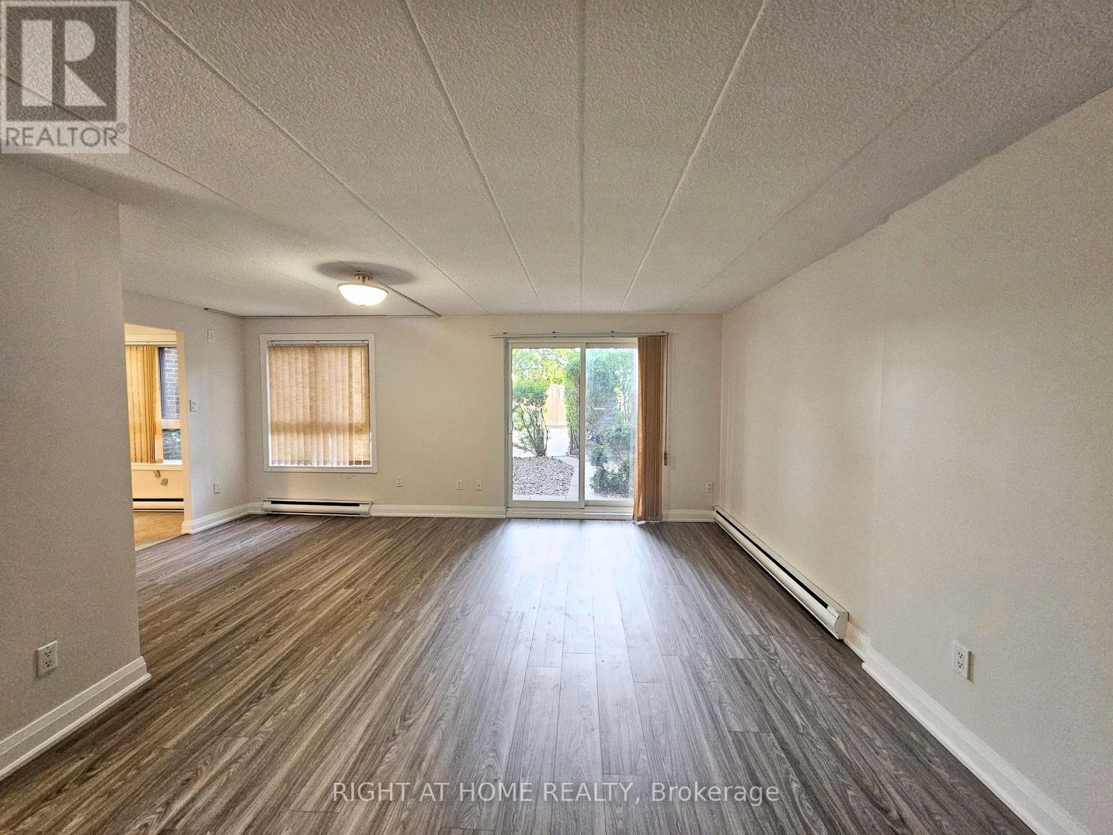 61 - 53 Taunton Road E, Oshawa, Ontario  L1G 3T6 - Photo 7 - E12360481