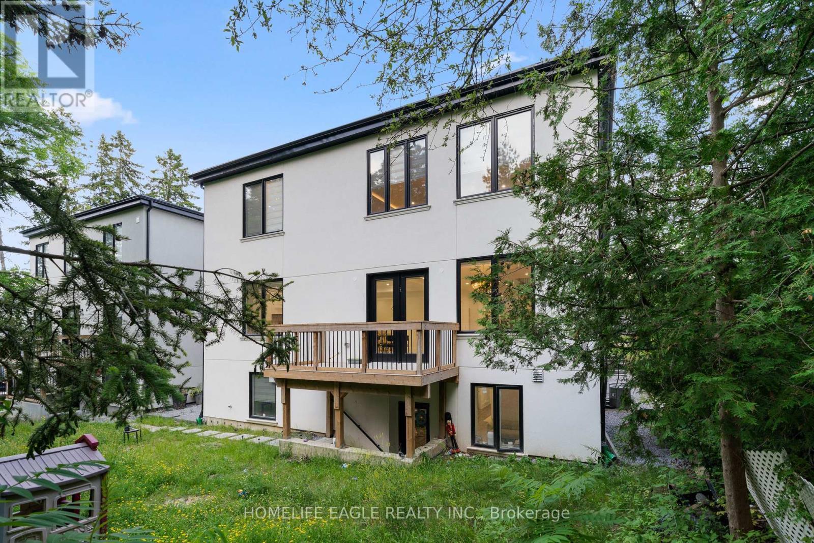 363 Penn Avenue, Newmarket, Ontario  L3Y 2S7 - Photo 33 - N12360465