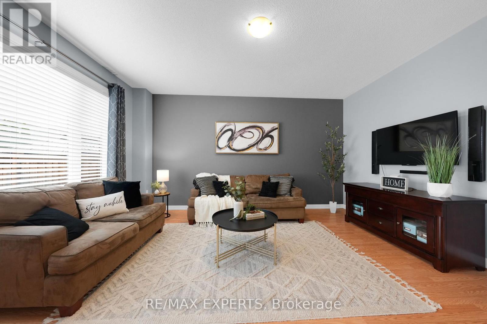 86 Martin Trail, New Tecumseth, Ontario  L0G 1W0 - Photo 12 - N12360497
