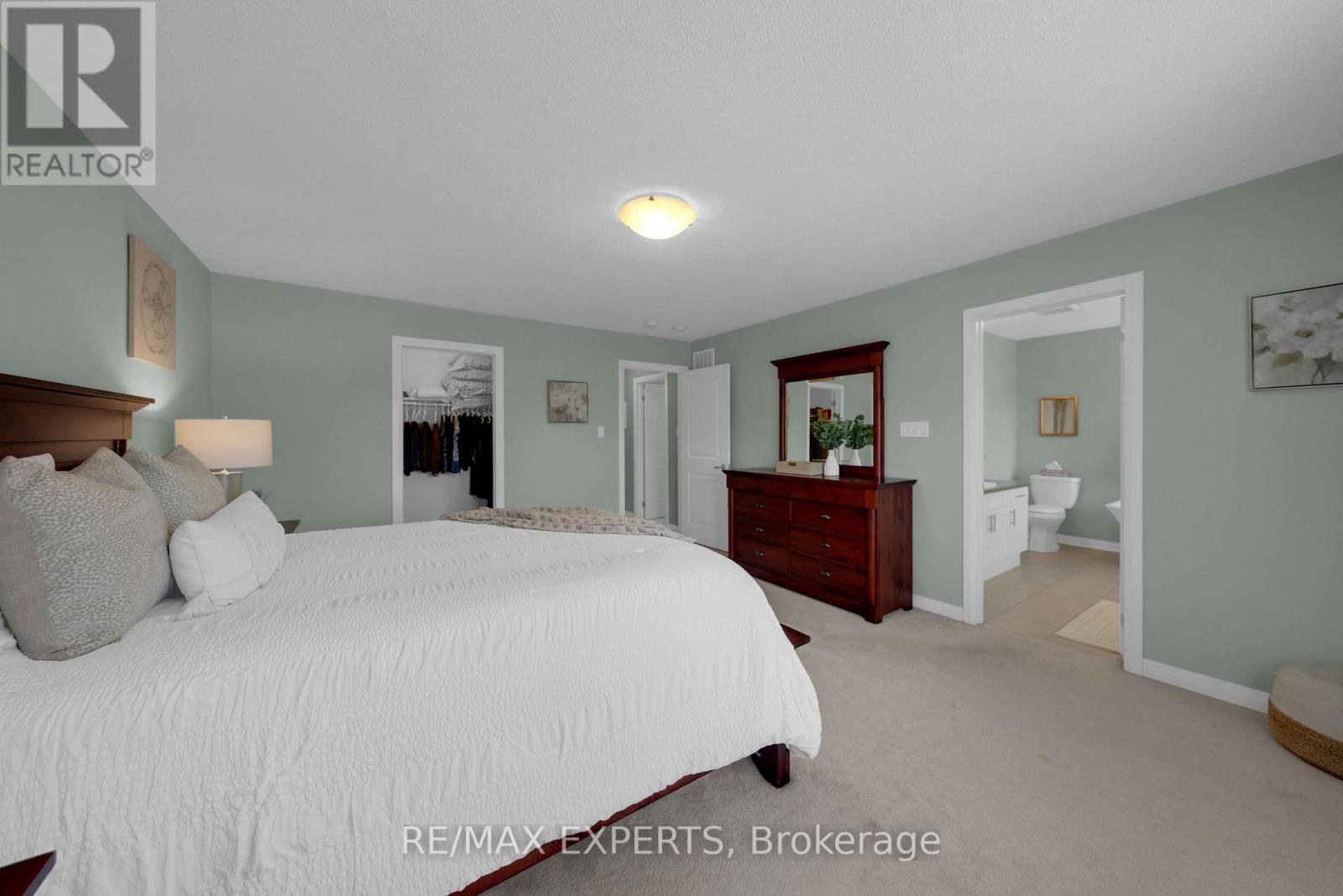 86 Martin Trail, New Tecumseth, Ontario  L0G 1W0 - Photo 21 - N12360497