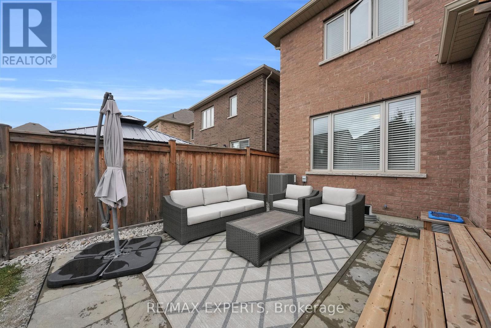 86 Martin Trail, New Tecumseth, Ontario  L0G 1W0 - Photo 35 - N12360497