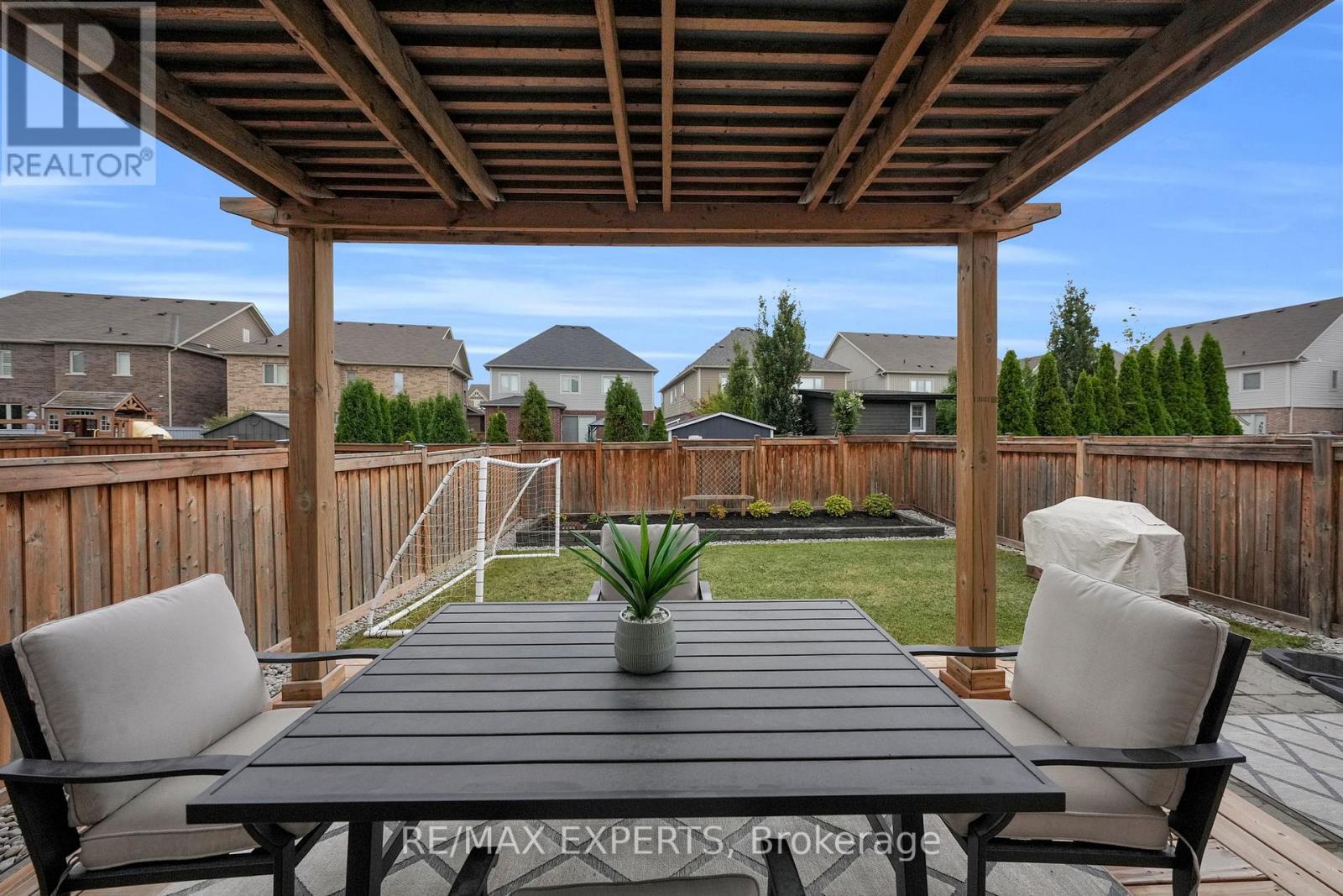 86 Martin Trail, New Tecumseth, Ontario  L0G 1W0 - Photo 37 - N12360497