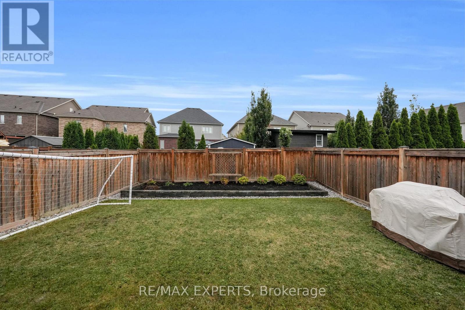 86 Martin Trail, New Tecumseth, Ontario  L0G 1W0 - Photo 38 - N12360497