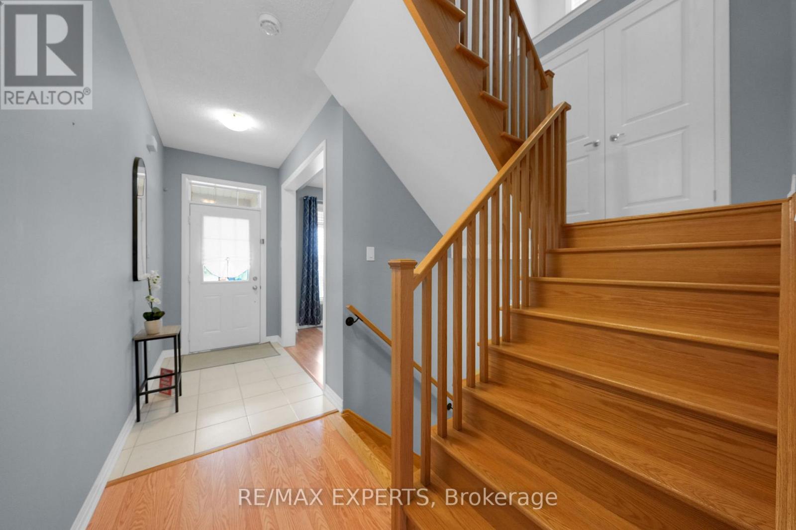 86 Martin Trail, New Tecumseth, Ontario  L0G 1W0 - Photo 8 - N12360497