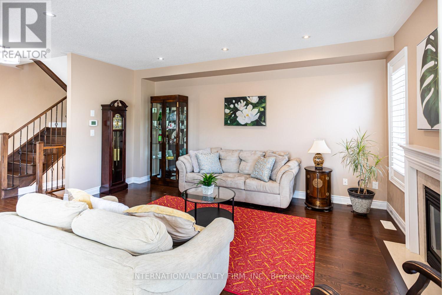 2371 Quetico Crescent, Oakville, Ontario  L6M 0R5 - Photo 10 - W12360494