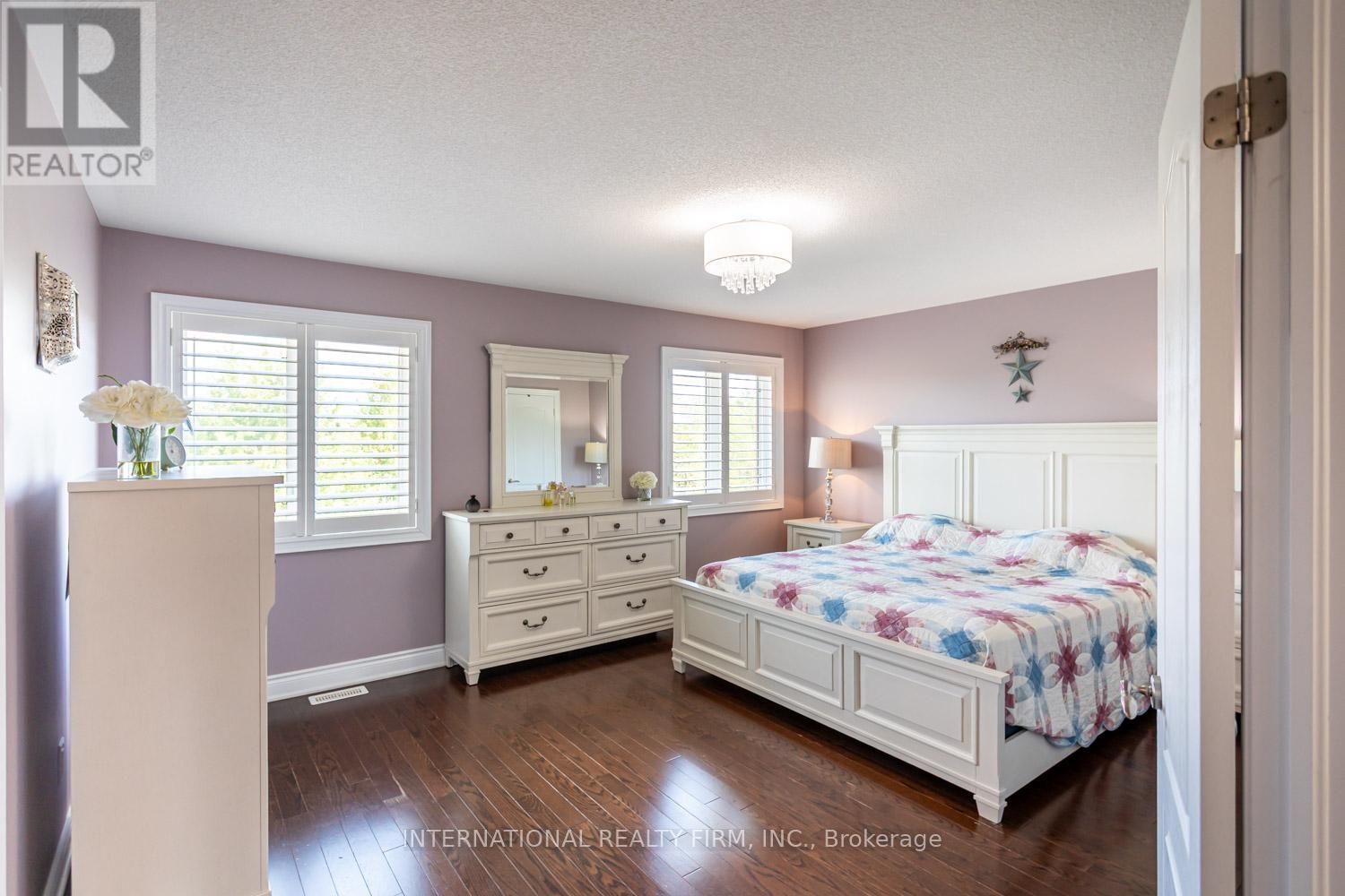2371 Quetico Crescent, Oakville, Ontario  L6M 0R5 - Photo 21 - W12360494