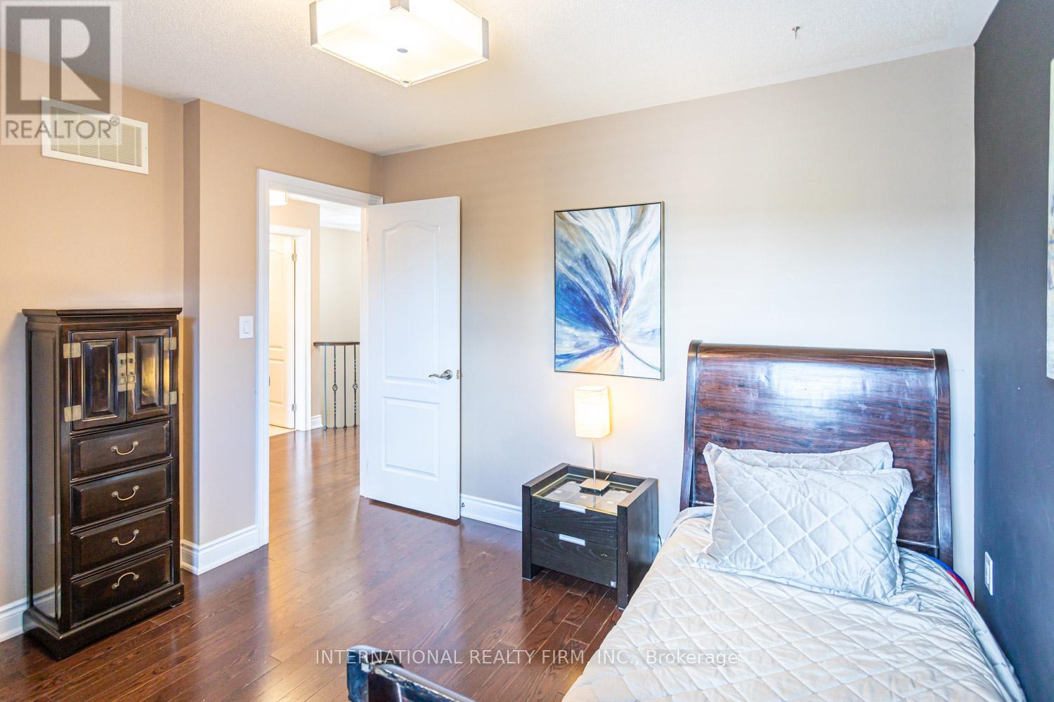 2371 Quetico Crescent, Oakville, Ontario  L6M 0R5 - Photo 35 - W12360494