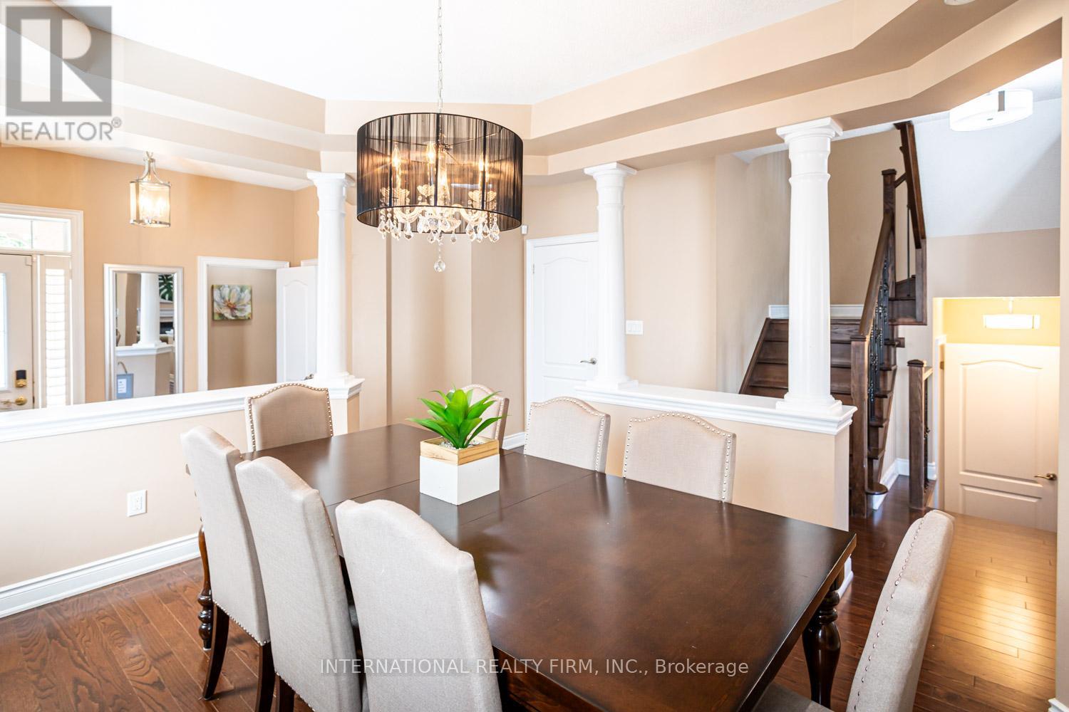 2371 Quetico Crescent, Oakville, Ontario  L6M 0R5 - Photo 6 - W12360494