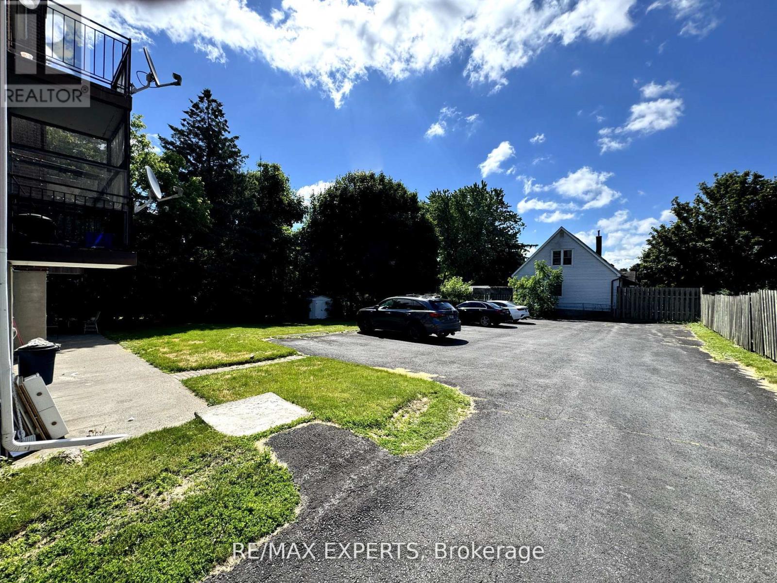 Unit 1 - 63 Donald Street, Belleville, Ontario  K8P 2J2 - Photo 15 - X12360468