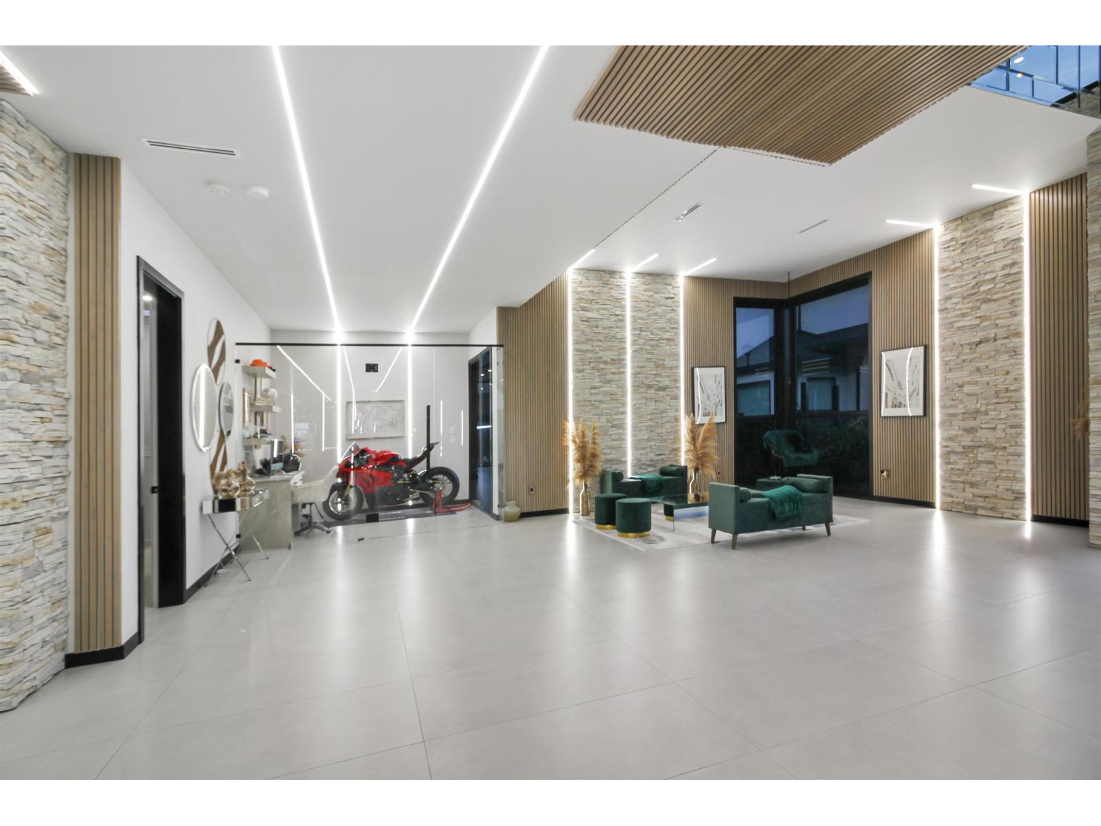 6127 152a Street, Surrey, British Columbia  V3S 1E7 - Photo 9 - R3039888