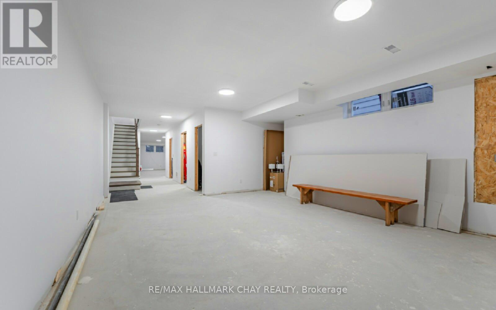 611 Northcliffe Boulevard, Toronto, Ontario  M6E 3L8 - Photo 27 - C12360310