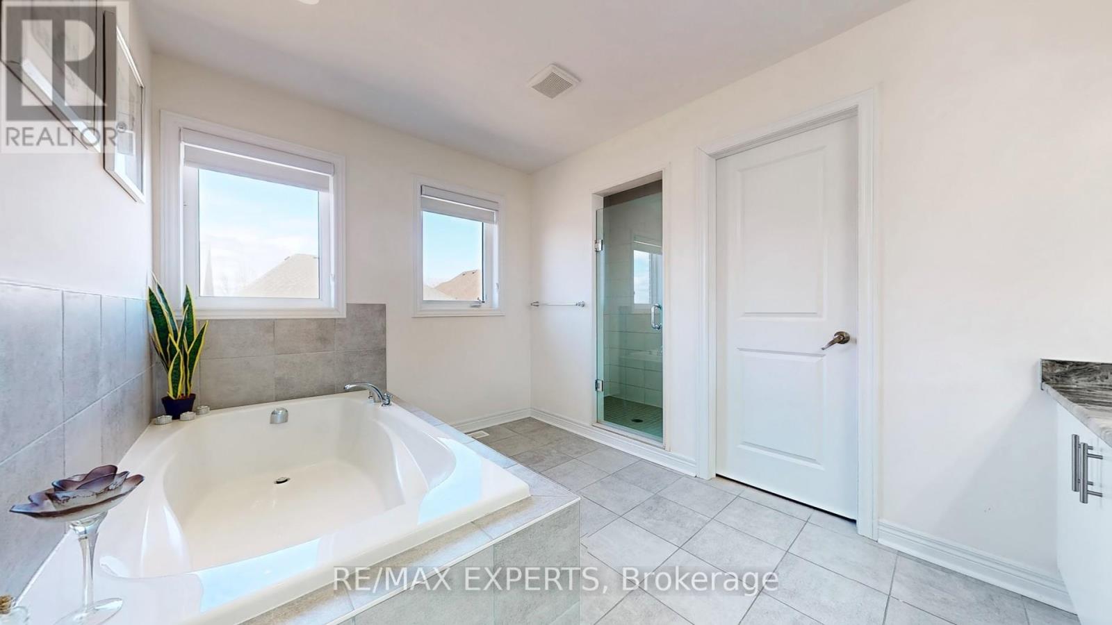 1488 Tomkins Road, Innisfil, Ontario  L9S 0M8 - Photo 27 - N12360504