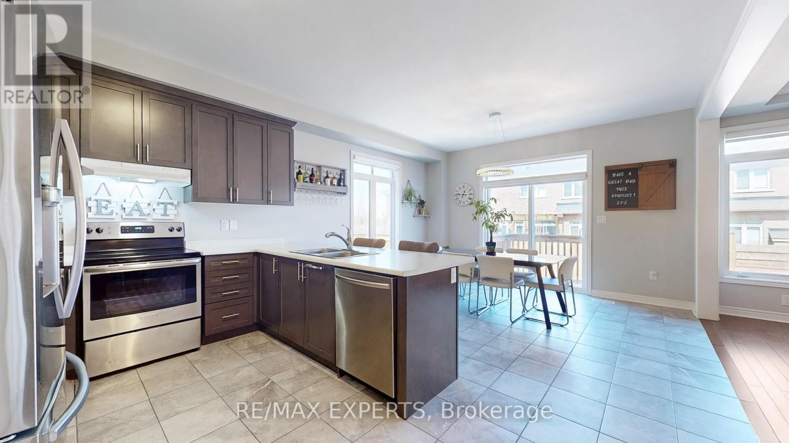 1488 Tomkins Road, Innisfil, Ontario  L9S 0M8 - Photo 8 - N12360504