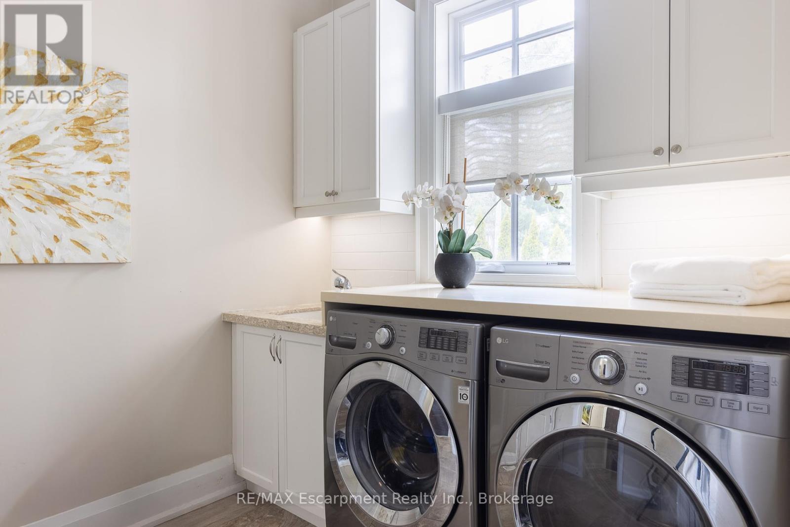 21 Lambert Common, Oakville (Sw Southwest), Ontario  L6K 0H6 - Photo 24 - W12360522