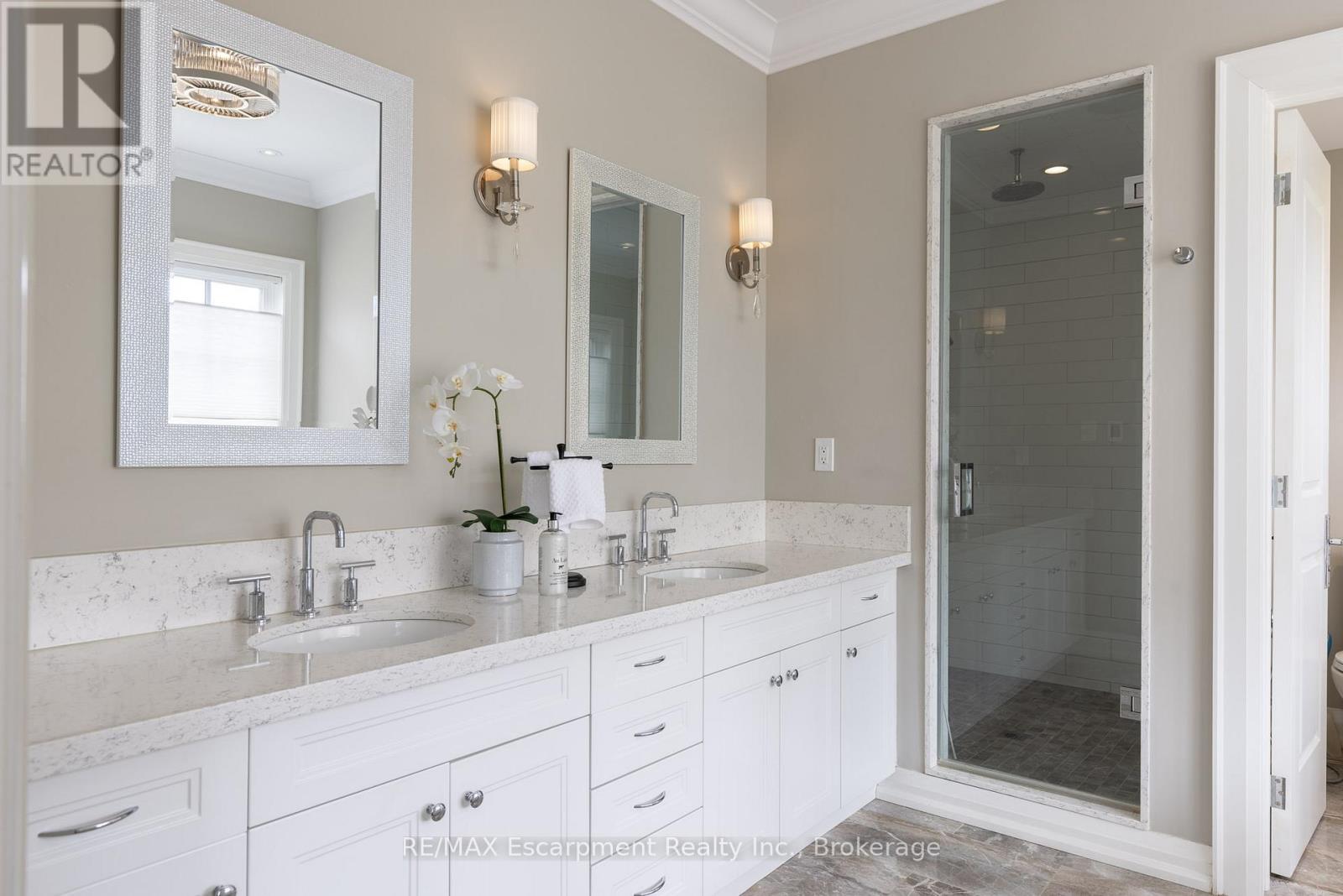 21 Lambert Common, Oakville (Sw Southwest), Ontario  L6K 0H6 - Photo 28 - W12360522