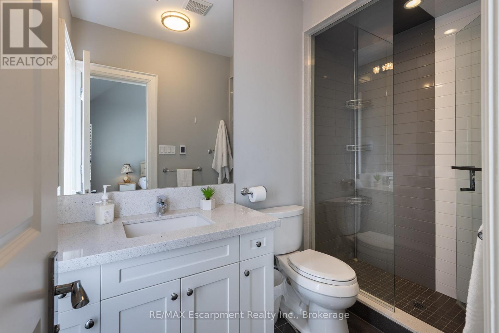 21 Lambert Common, Oakville (Sw Southwest), Ontario  L6K 0H6 - Photo 31 - W12360522