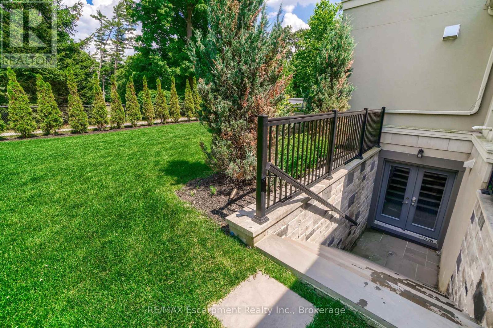 21 Lambert Common, Oakville (Sw Southwest), Ontario  L6K 0H6 - Photo 42 - W12360522