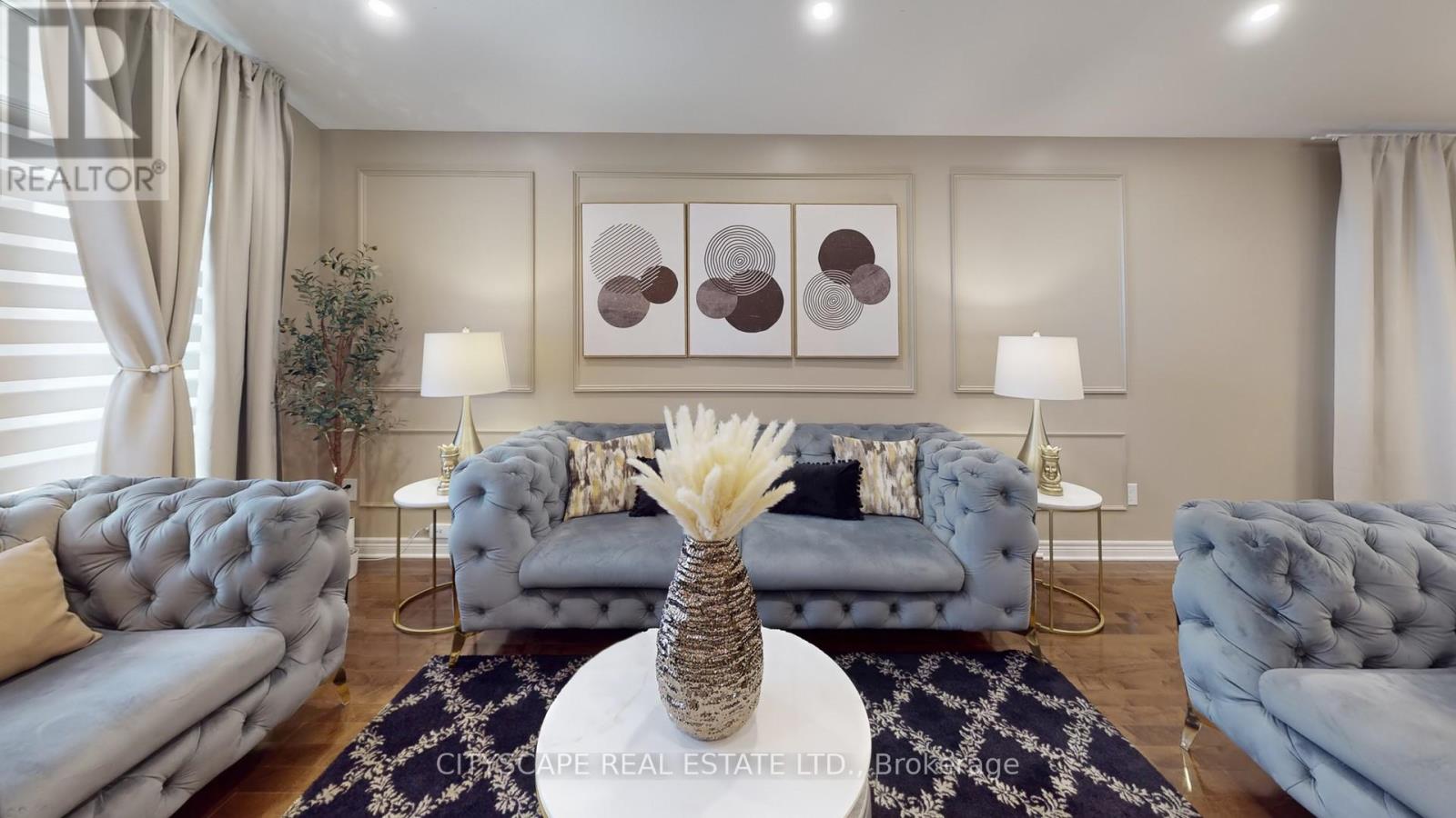 8655 Westport Drive, Niagara Falls, Ontario  L2H 0A3 - Photo 6 - X12360502