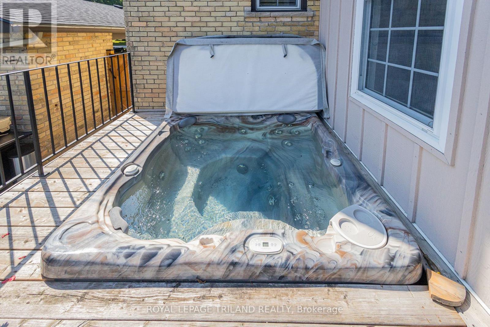264 George Street, North Middlesex, Ontario  N0M 2K0 - Photo 43 - X12360550