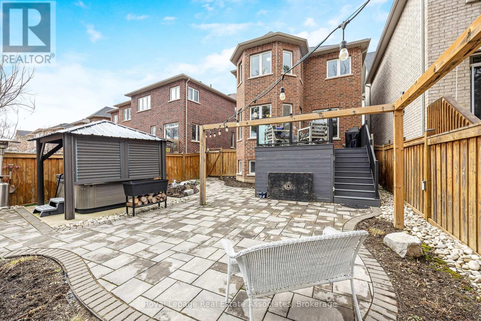 25 Upper Canada Court, Halton Hills, Ontario  L7G 0K9 - Photo 43 - W12360539
