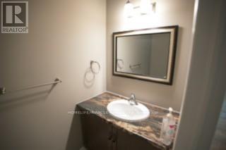 244 Bethune Avenue, Welland, Ontario  L3B 0H6 - Photo 6 - X12360538