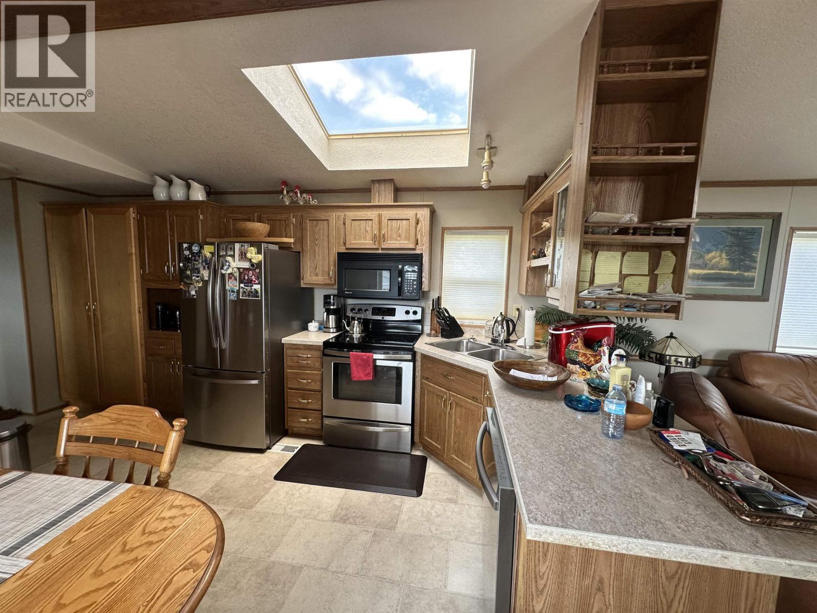 8805 Pine Road, Fort St. John, British Columbia  V1J 4M7 - Photo 16 - R3038888