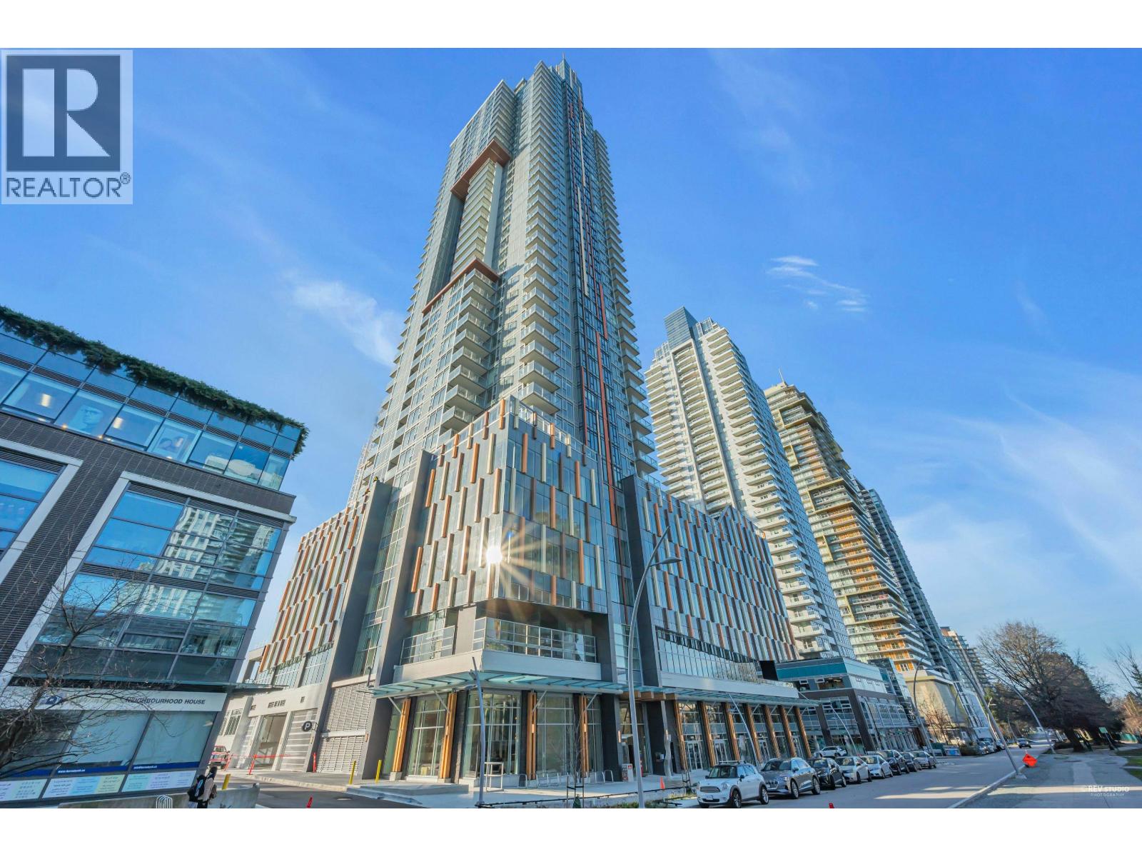 508 6398 SILVER AVENUE, Burnaby, British Columbia