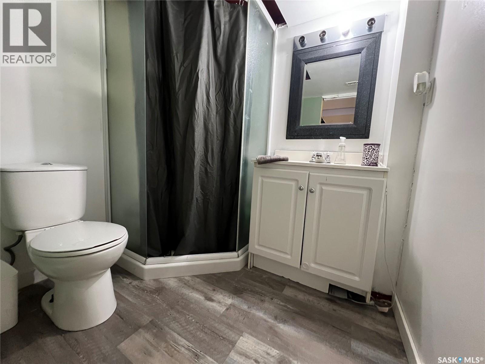 1005 Herbert Avenue, Herbert, Saskatchewan  S0H 2A0 - Photo 18 - SK016461
