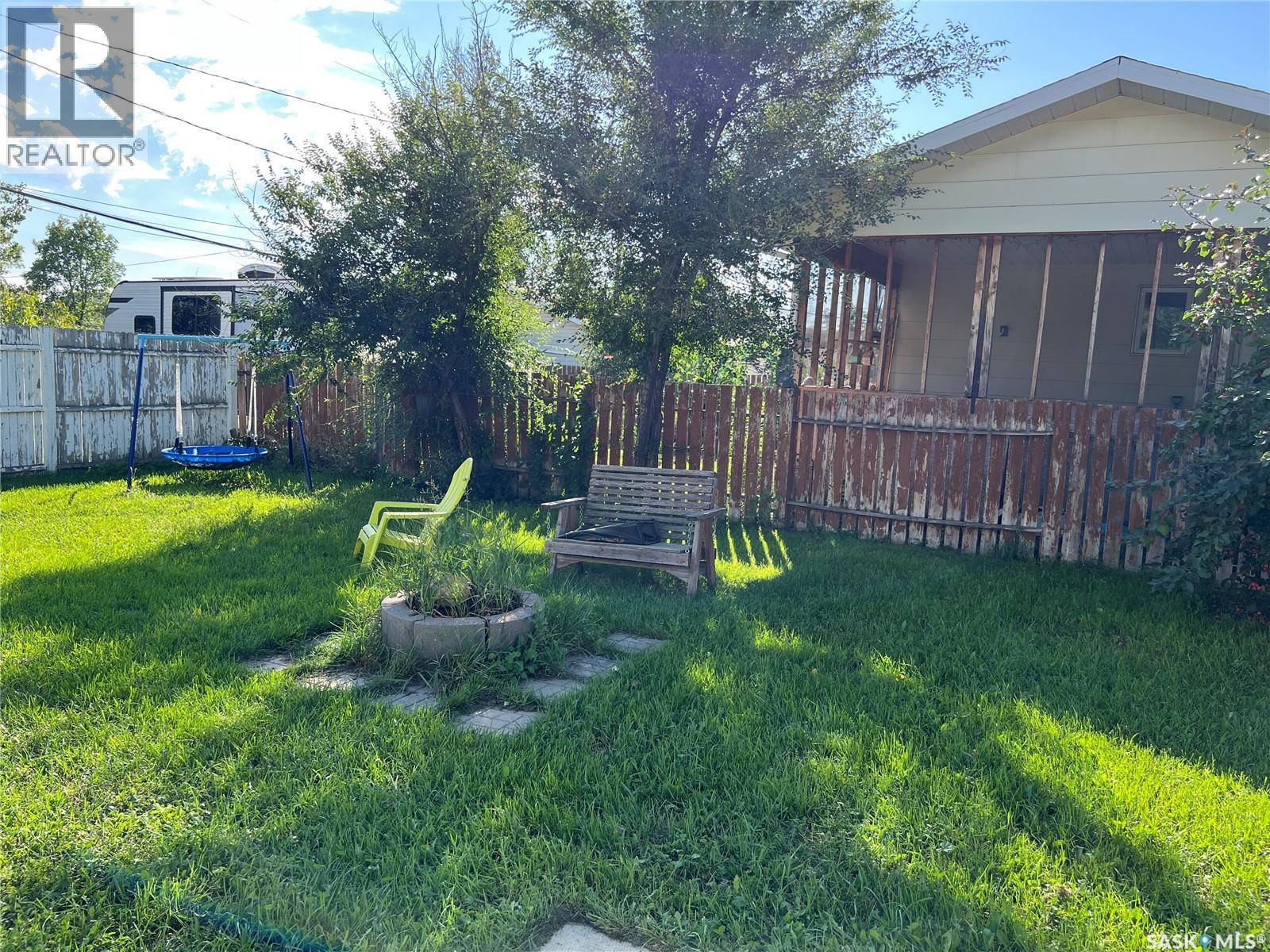 1005 Herbert Avenue, Herbert, Saskatchewan  S0H 2A0 - Photo 20 - SK016461