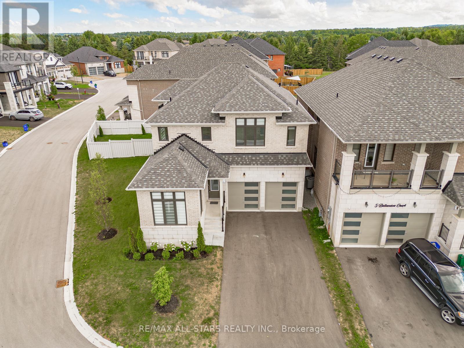 Property at 7 BALLANVIEW COURT image 1