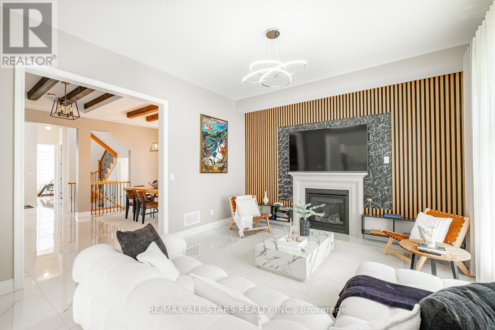 7 Ballanview Court, Whitchurch-Stouffville (Ballantrae), Ontario  L4A 4W9 - Photo 12 - N12360552
