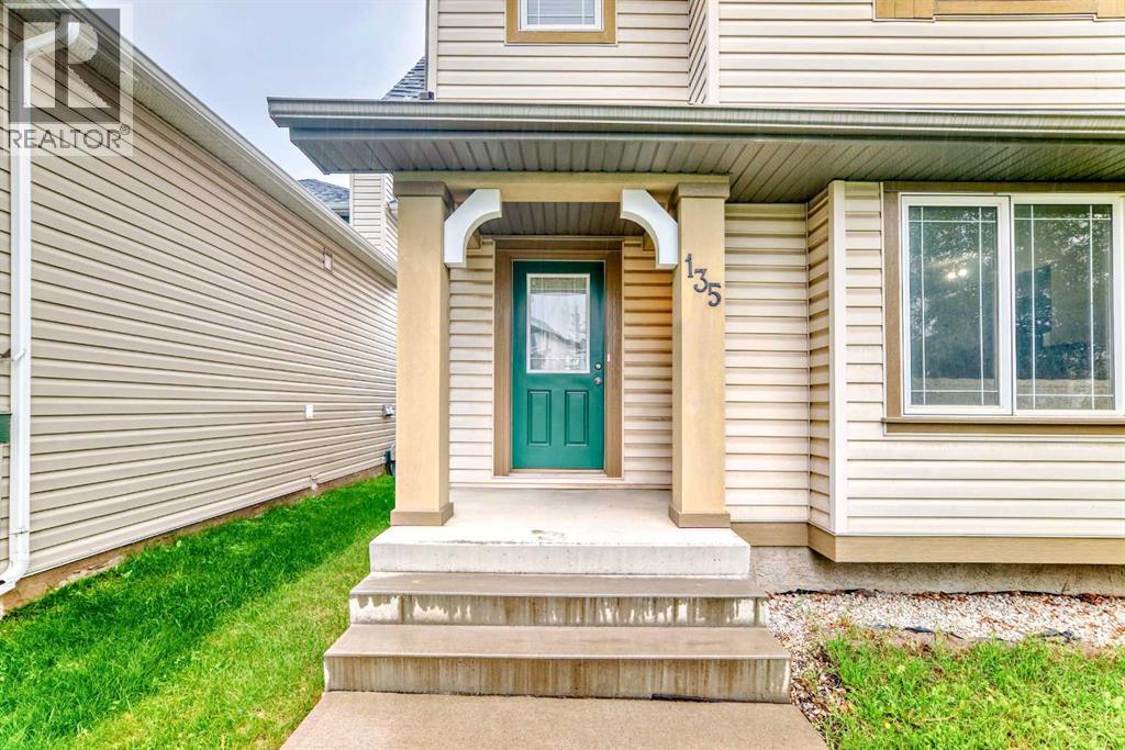 135 Copperstone Grove Se, Calgary, Alberta  T2Z 4X8 - Photo 2 - A2243633