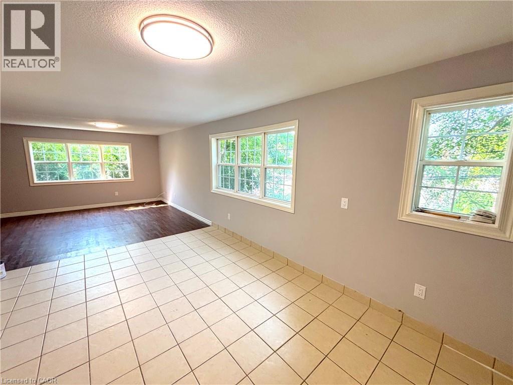 81 Dundas Street Unit# 2, Dundas, Ontario  L9H 4V7 - Photo 3 - 40761629