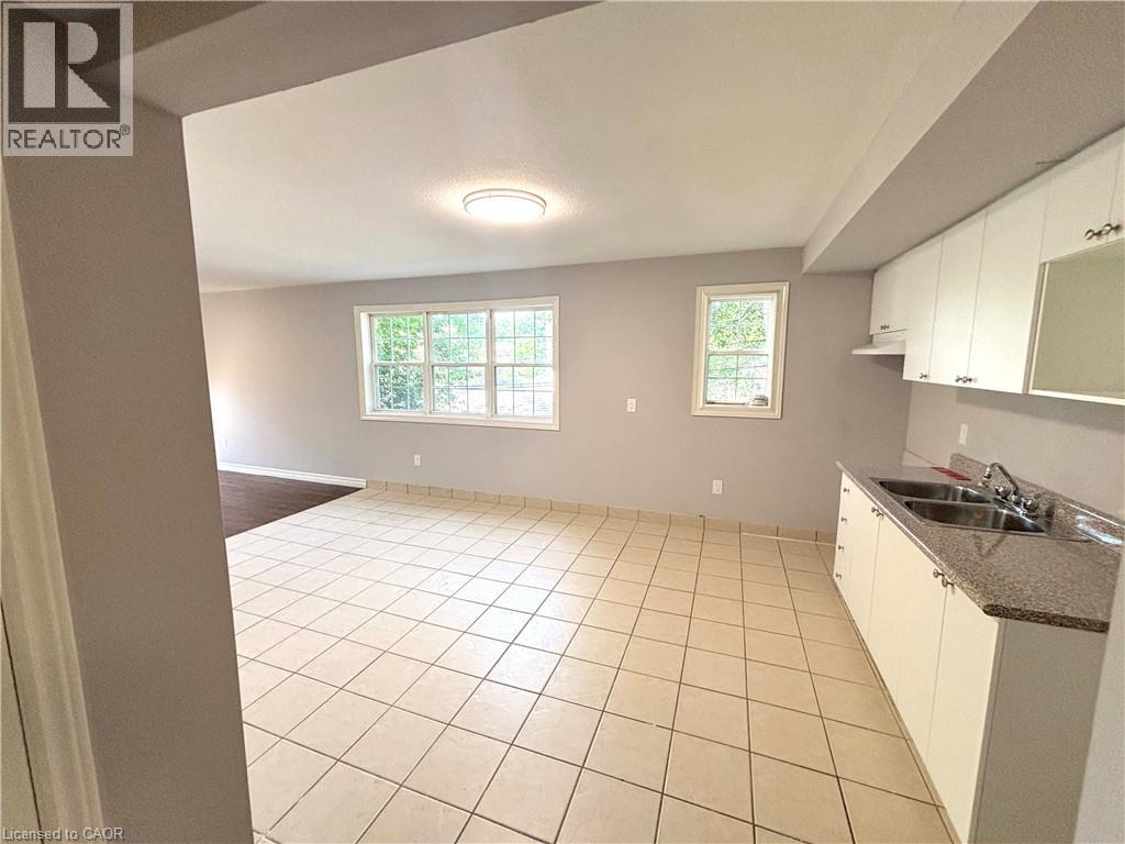 81 Dundas Street Unit# 2, Dundas, Ontario  L9H 4V7 - Photo 4 - 40761629