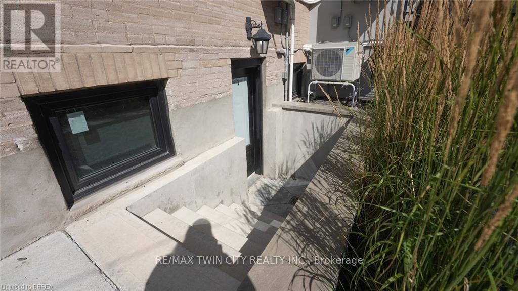 #1 - 130 Elgin Street, Brantford, Ontario  N3S 5A5 - Photo 3 - X12360568