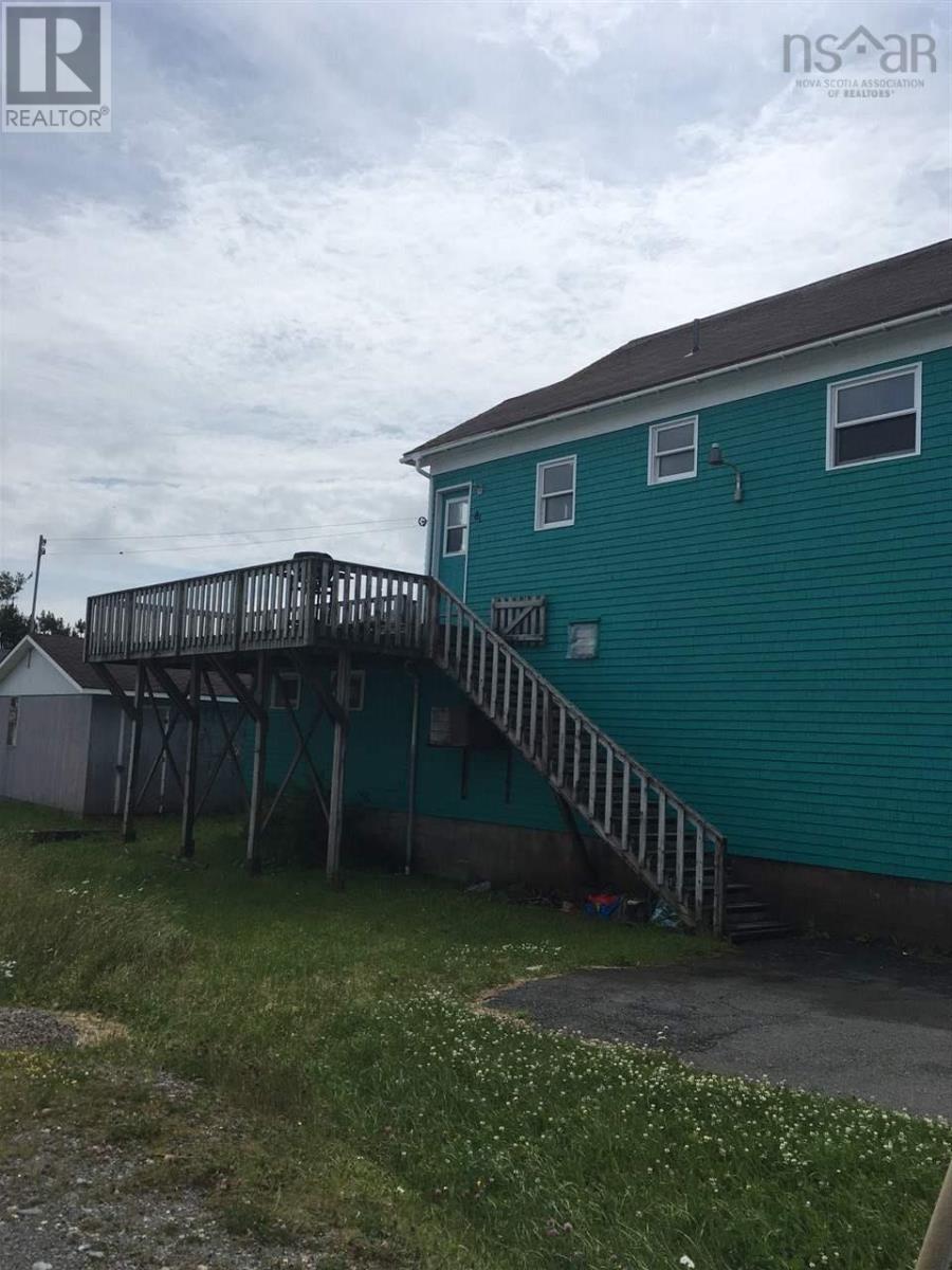81 Main Street, Canso, Nova Scotia  B0H 1H0 - Photo 3 - 202521441