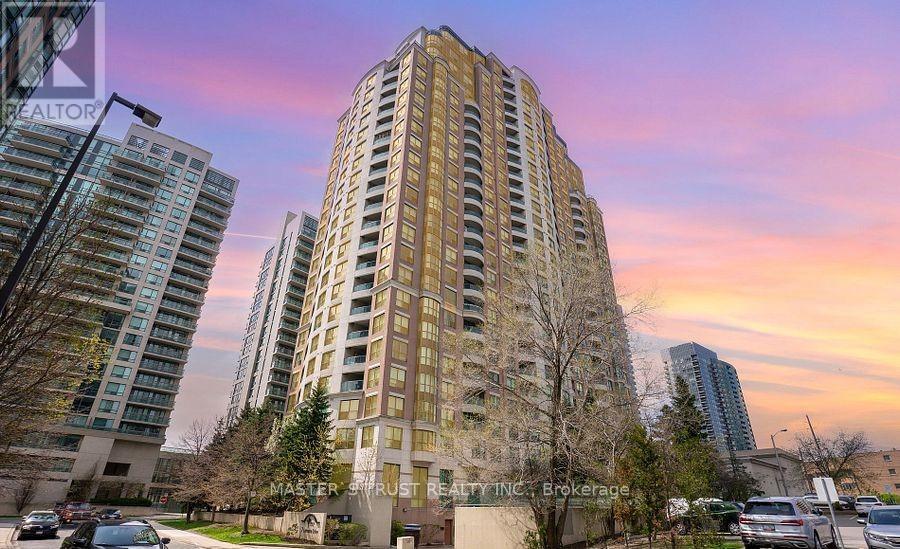511 - 7 LORRAINE DRIVE, Toronto, Ontario