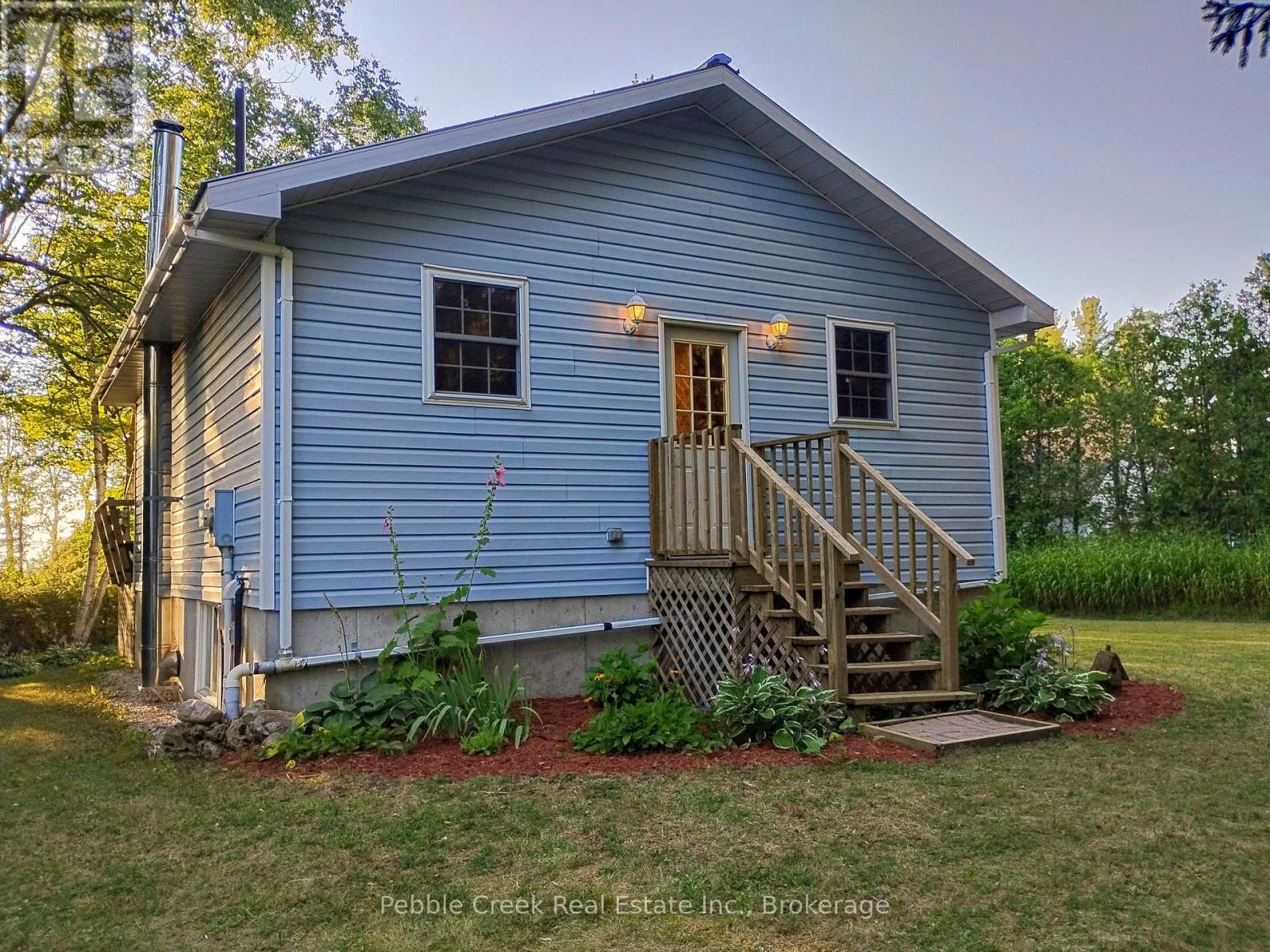 84433 Sunrise Drive, Ashfield-Colborne-Wawanosh, Ontario  N7A 3X9 - Photo 2 - X12339559