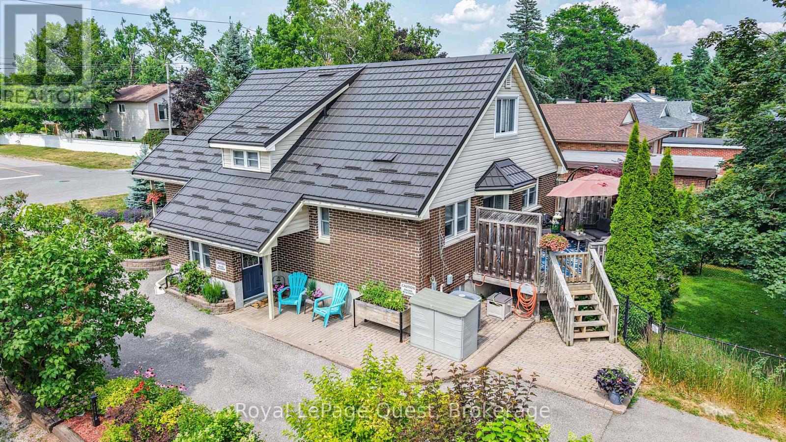 43 Calverley Street, Orillia, Ontario  L3V 3T3 - Photo 11 - S12360585