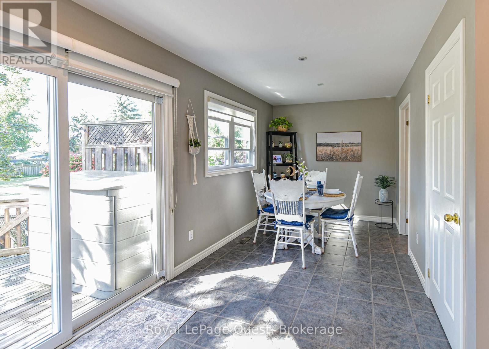 43 Calverley Street, Orillia, Ontario  L3V 3T3 - Photo 20 - S12360585