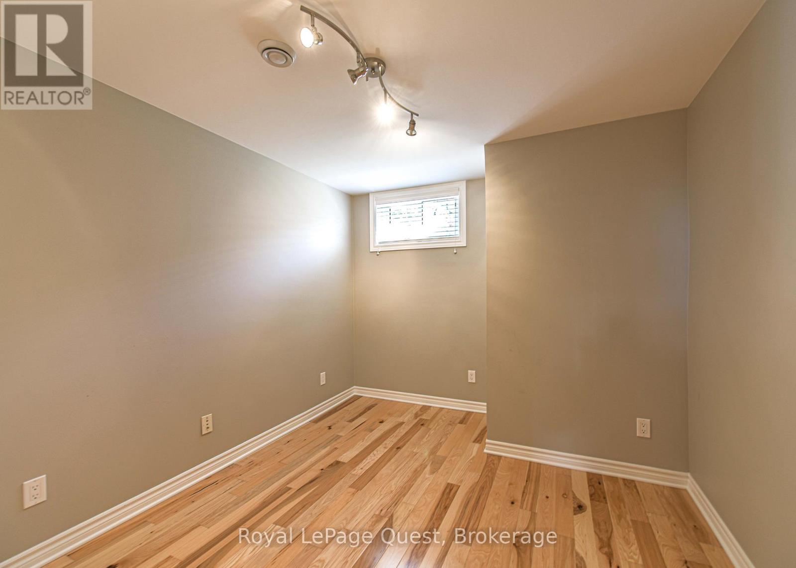 43 Calverley Street, Orillia, Ontario  L3V 3T3 - Photo 36 - S12360585