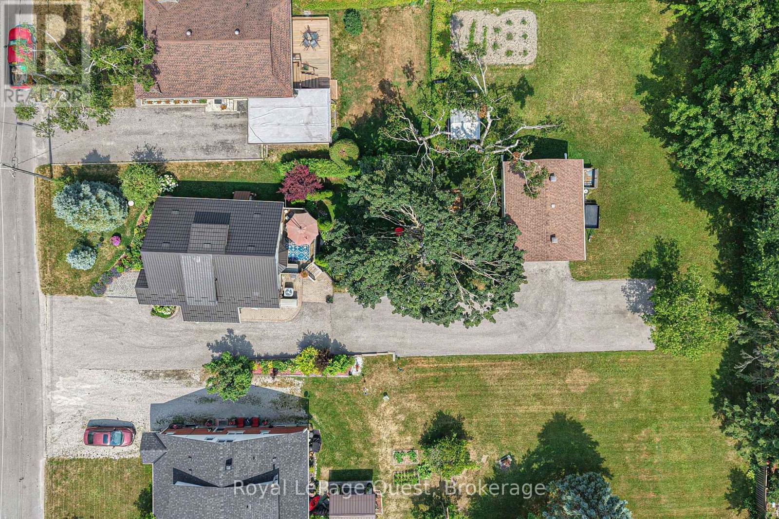 43 Calverley Street, Orillia, Ontario  L3V 3T3 - Photo 5 - S12360585