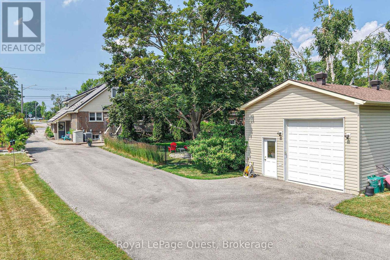 43 Calverley Street, Orillia, Ontario  L3V 3T3 - Photo 9 - S12360585